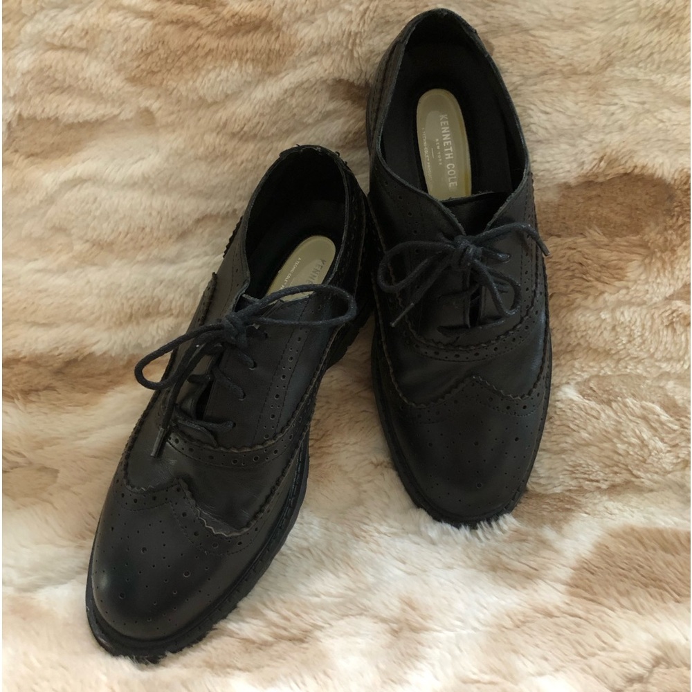 Kenneth Cole Boys dress shoes.Black,Size5